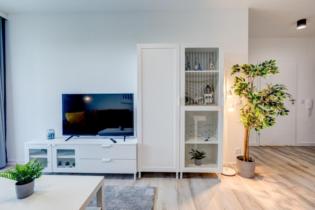 Platinium Apartment By Blue Baltic Apart Rewal Exterior photo